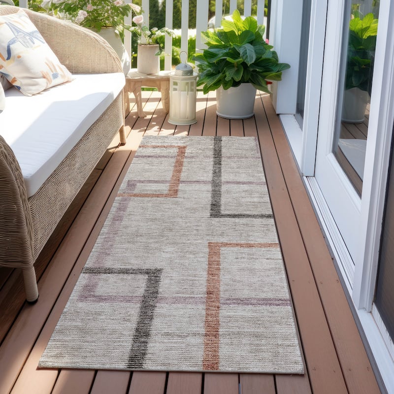 Machine Washable Indoor/ Outdoor Chantille Contemporary Geo Rug - Taupe - 2'3" x 7'6"
