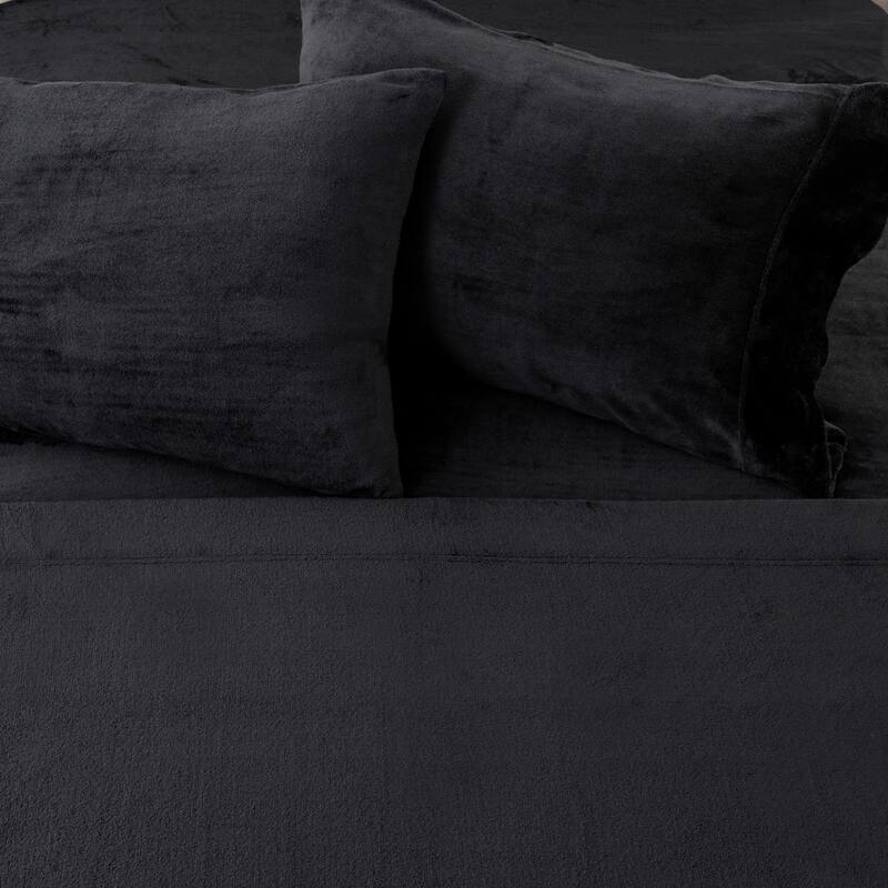 Linery & Co. Ultra Soft & Cozy Velvet Plush Fleece Printed Sheet Set