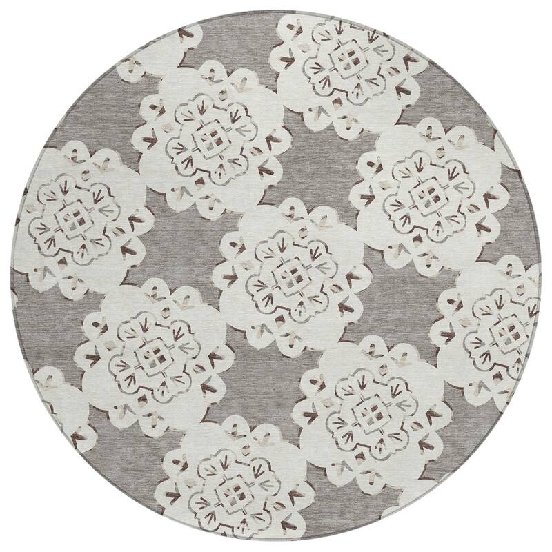 Machine Washable Indoor/ Outdoor Global Motif Chantille Rug