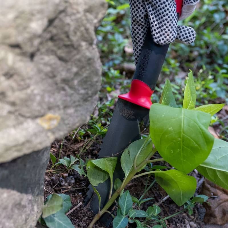 Radius Garden Root Slayer Soil Knife with Holster, Red - N/A