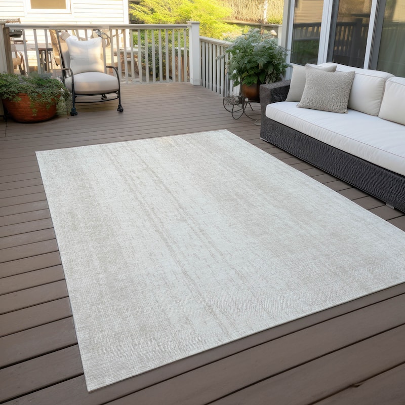 Machine Washable Indoor/ Outdoor Chantille Ombre Stripes Rug - Ivory - 2'6" x 3'10"