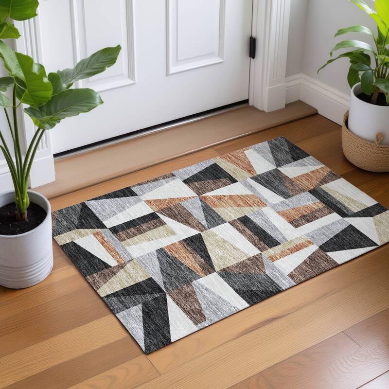 Machine Washable Indoor/ Outdoor Contemporry Mosaic Chantille Rug