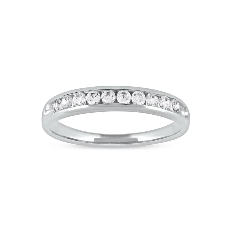 1/4ct TDW Diamond Wedding Band in 10K White Gold for Women
