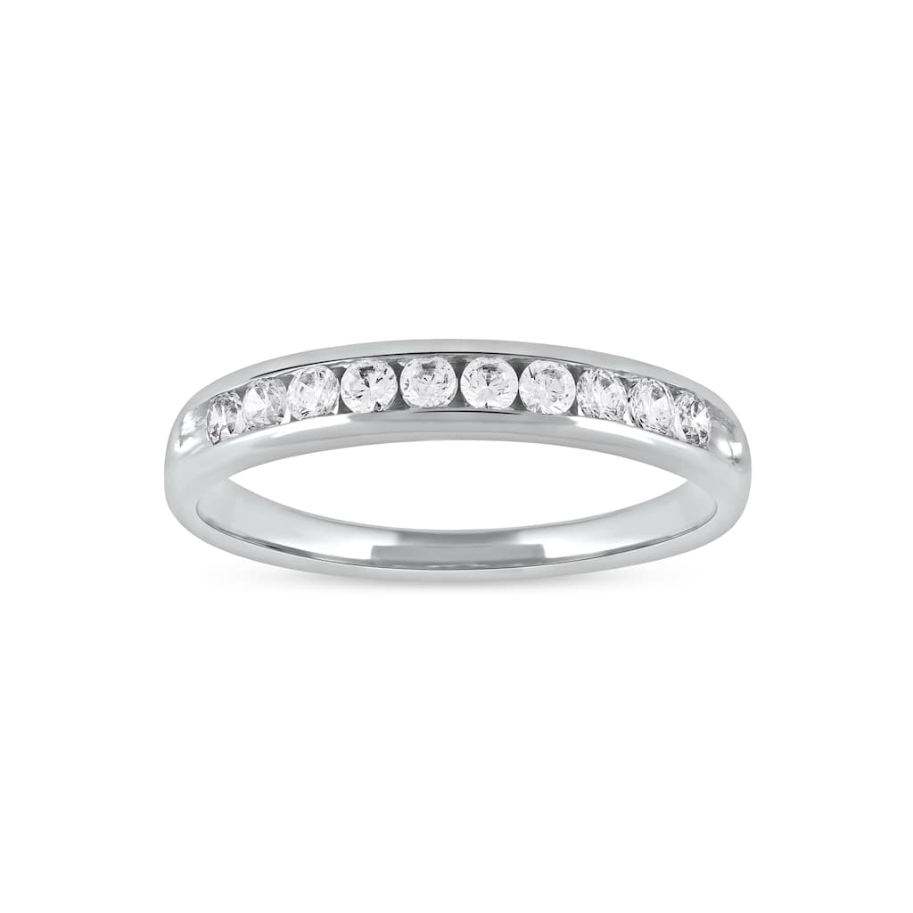 1/4ct TDW Diamond Wedding Band in 10K White Gold for Women