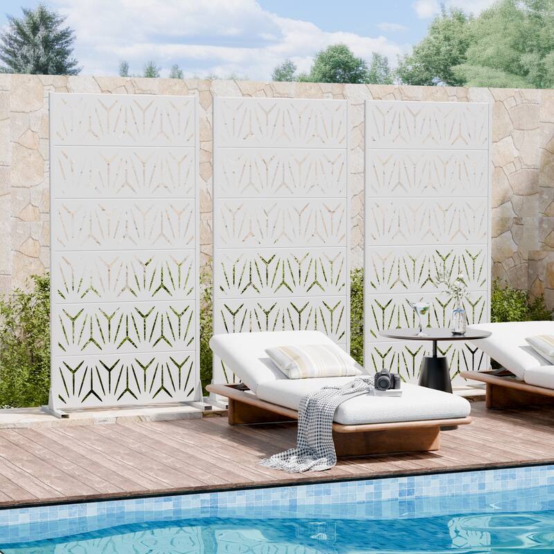 72" H×47"W Dovelina Black Outdoor Freestanding Metal Privacy Screen Decorative Garden Fence