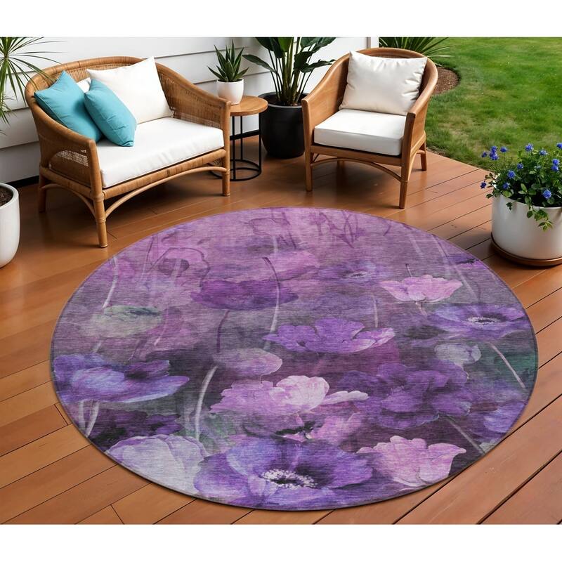 HomeRoots Floral Transitional Rectangle Outdoor Rug - 8' Round