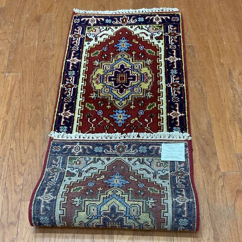 Handmade One-of-a-Kind Heriz Wool Oriental Rug 2'1 x 5'10 - 2.1 x 5.10