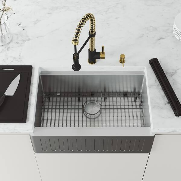 Shop Vigo 30 In Single Bowl Apron Front Stainless Steel Farmhouse Kitchen Sink With Faucet In Matte Brushed Gold And Matte Black Overstock 31673861