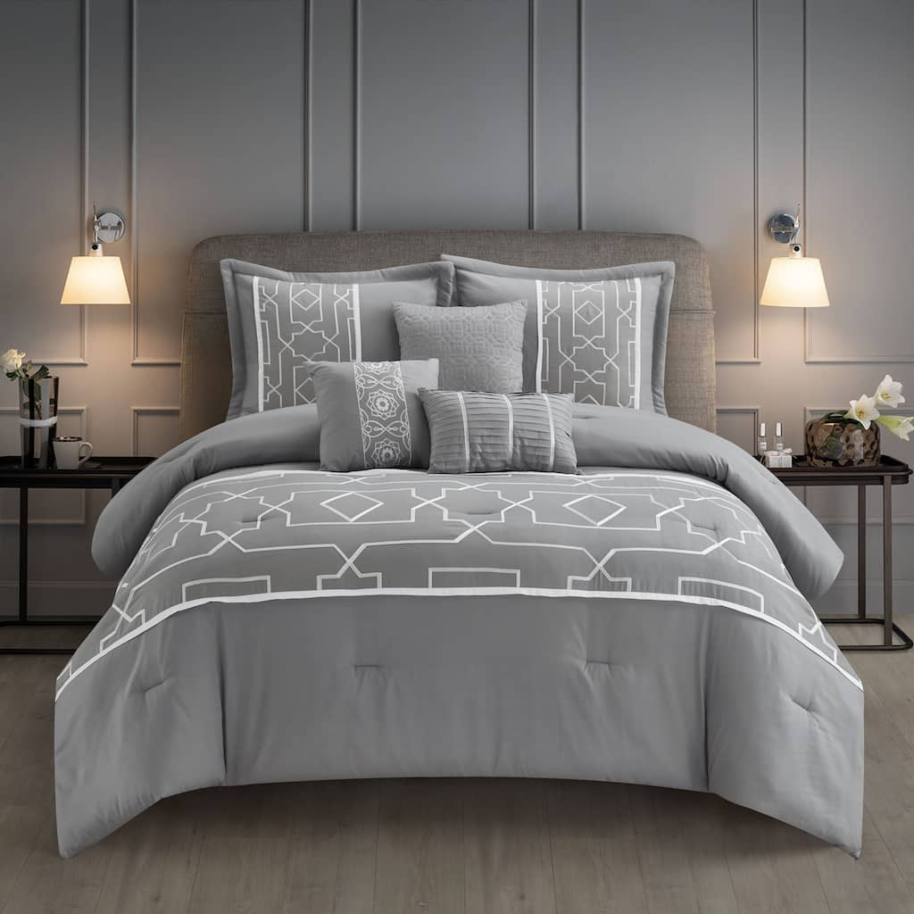 Nanshing Trent 6 Piece Modern Comforter Set