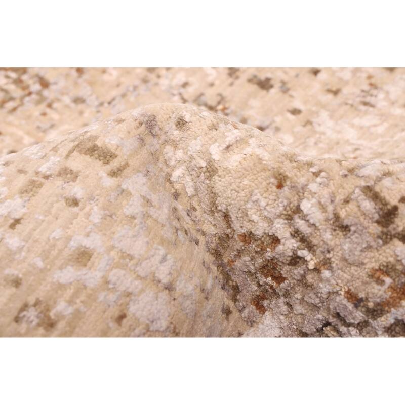 ECARPETGALLERY Hand-knotted Legacy Beige Silk, Wool Rug - 2'6 x 10'2