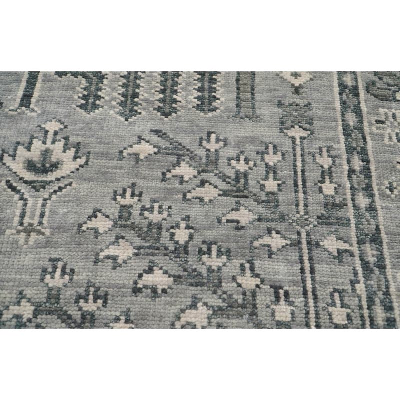 Hand Knotted Gray Turkish Oushak Wool Traditional Oriental Area Rug - 7' 11'' x 10'