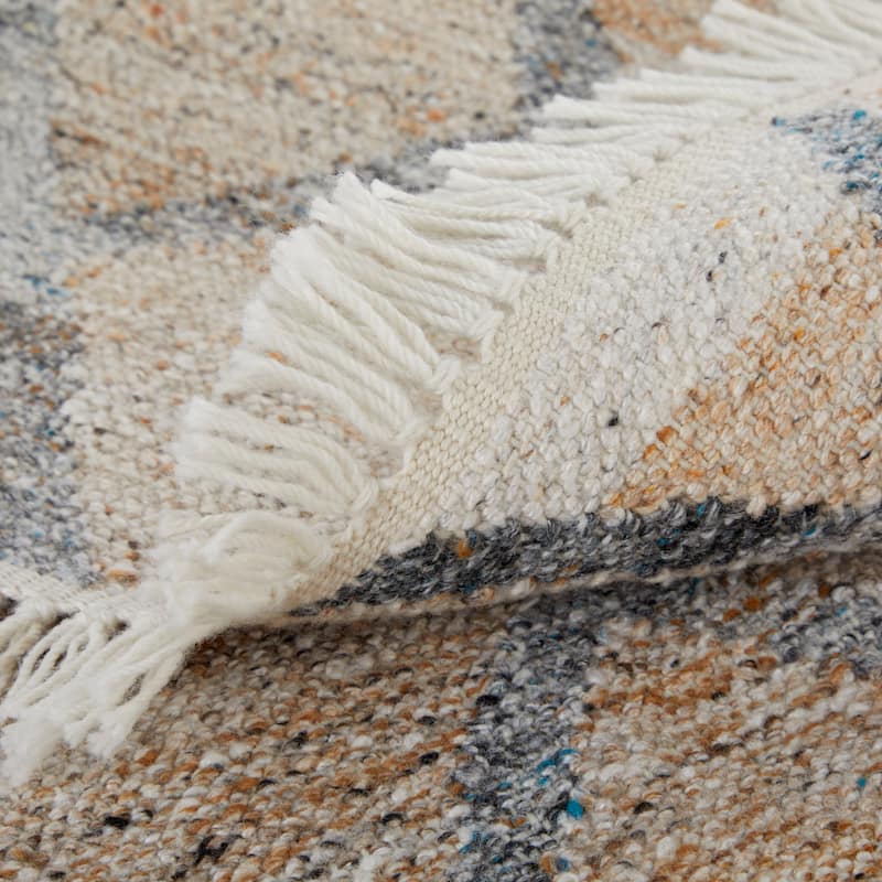 Elstow Transitional PET Yarn Charcoal Gray/Beige Area Rug