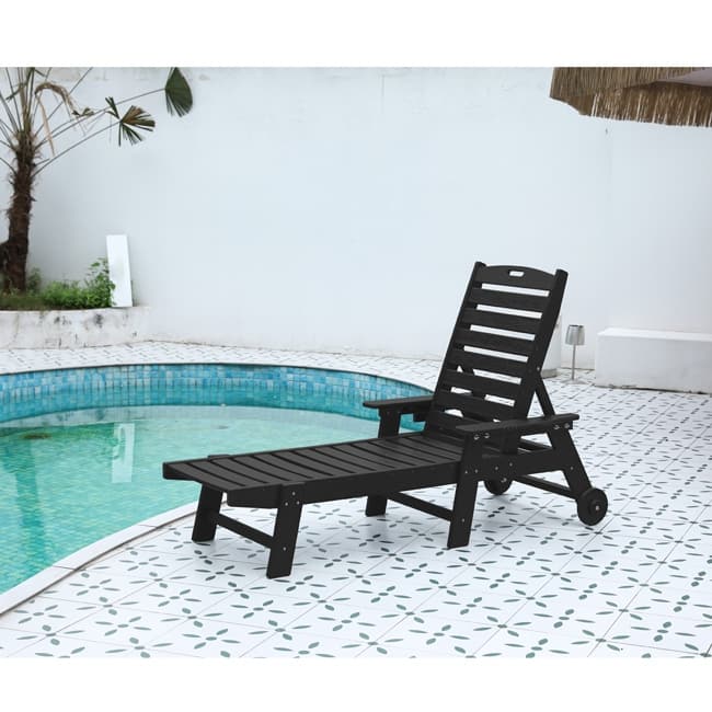 Oversized Outdoor Lounge Chair With Wood Texture‌ - Five-Position Adjustable HDPE Chaise Lounge Featuring Wheels And Cup Holder.