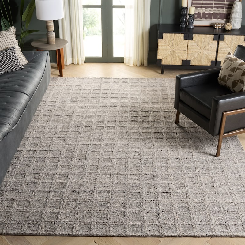 SAFAVIEH Handmade Pine Jaylin Wool Rug