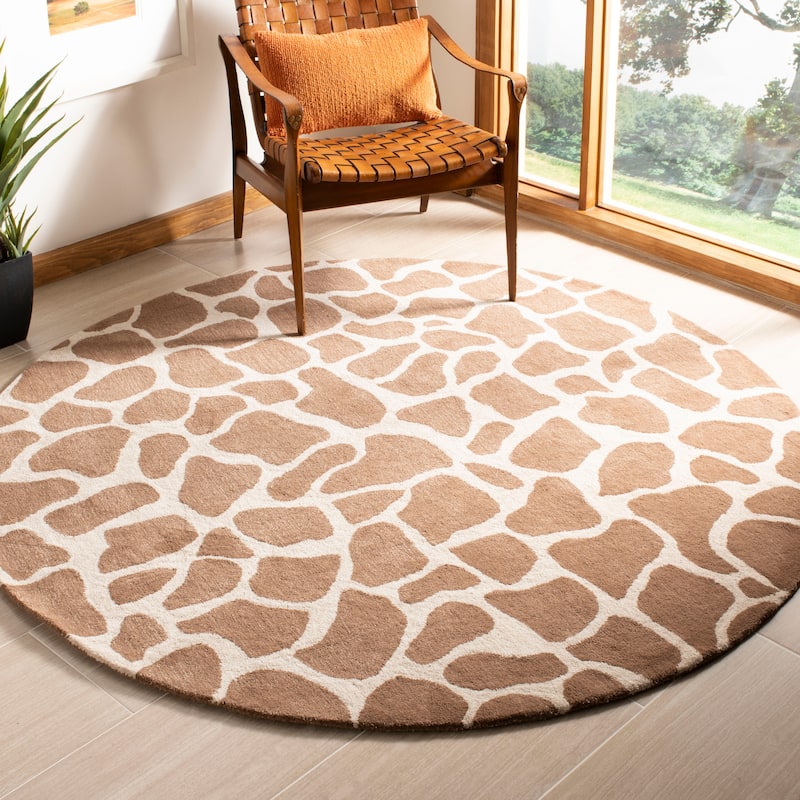 SAFAVIEH Handmade Soho Kaleigh Giraffe N.Z. Wool Rug