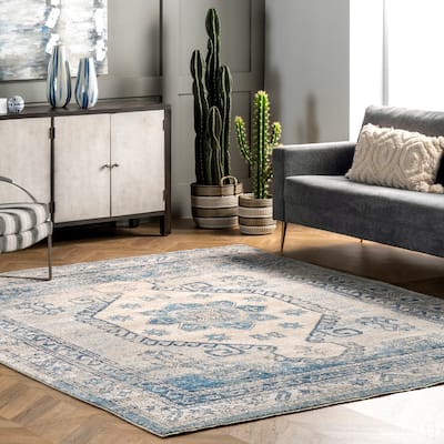 Nuloom Alexis Vintage Distressed Medallion Area Rug