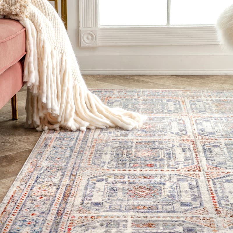 Nuloom Traditional Vintage Geometric Tiles Alonzo Area Rug