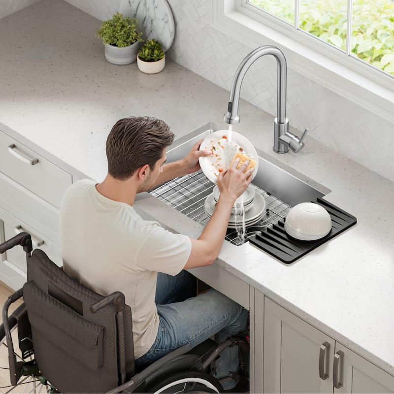 KRAUS Fairlane Undermount 18 Gauge Stainless Steel Kitchen Sink