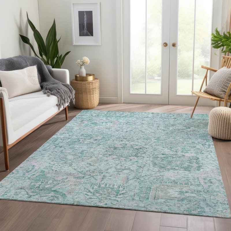 Machine Washable Indoor/ Outdoor Vintage Traditional Chantille Rug