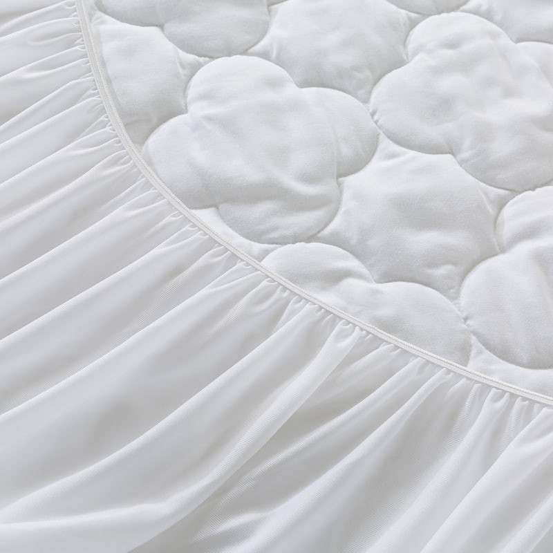 Royal Velvet Waterproof Stain Resistant and Antimicrobial Mattress Pad - White