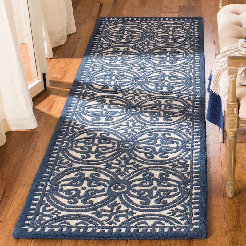SAFAVIEH Handmade Cambridge Angiola Modern Moroccan Wool Rug - 2'6" x 10' Runner - Ivory/Navy