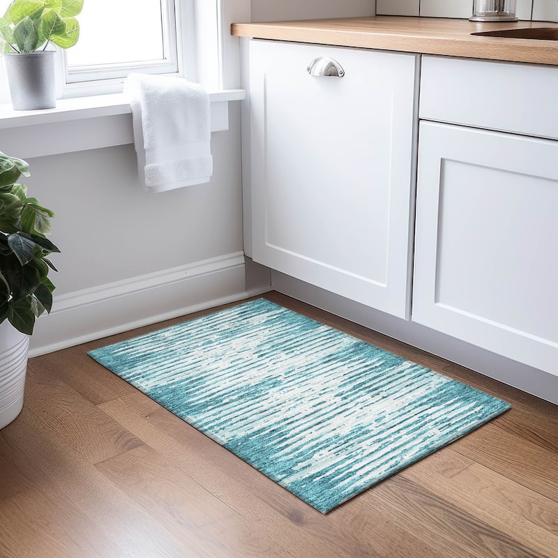 Machine Washable Indoor/ Outdoor Ombre Chantille Abstract Rug