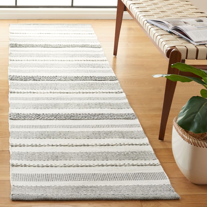 SAFAVIEH Handmade Kilim Dotchka Farmhouse Stripe Rug