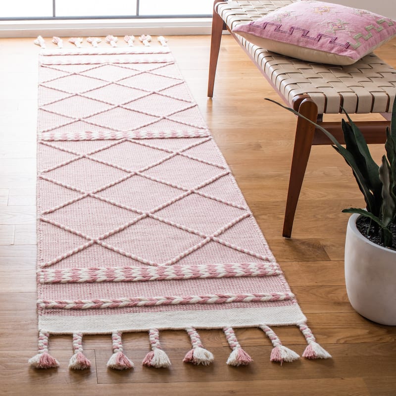 SAFAVIEH Handmade Casablanca Caty Moroccan Wool Tassel Rug