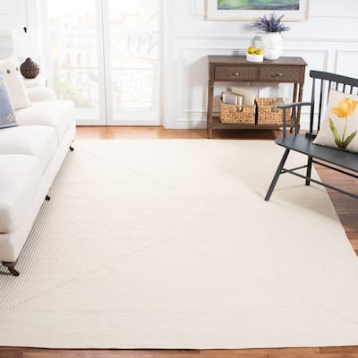 SAFAVIEH Handmade Braided Country Casual Lavada Rug