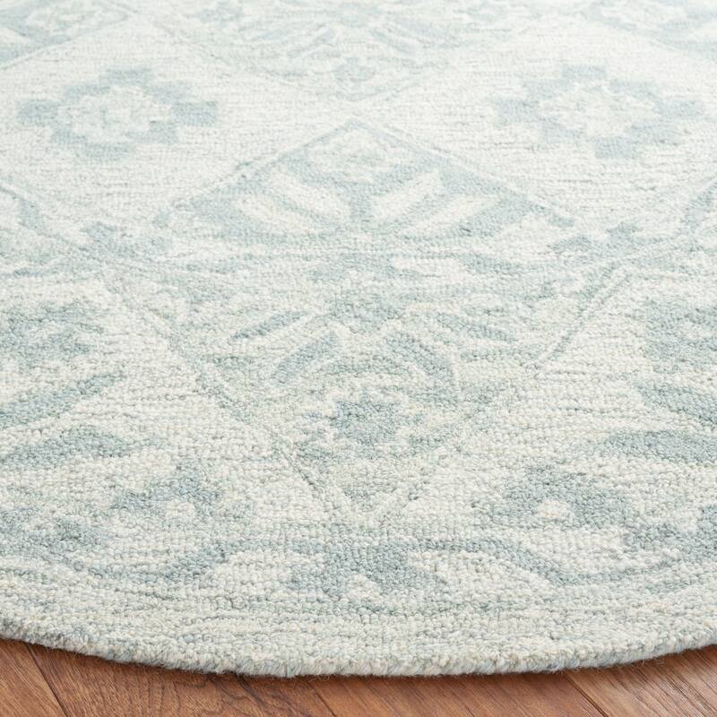 Martha Stewart by SAFAVIEH Handmade Reineke Wool Rug