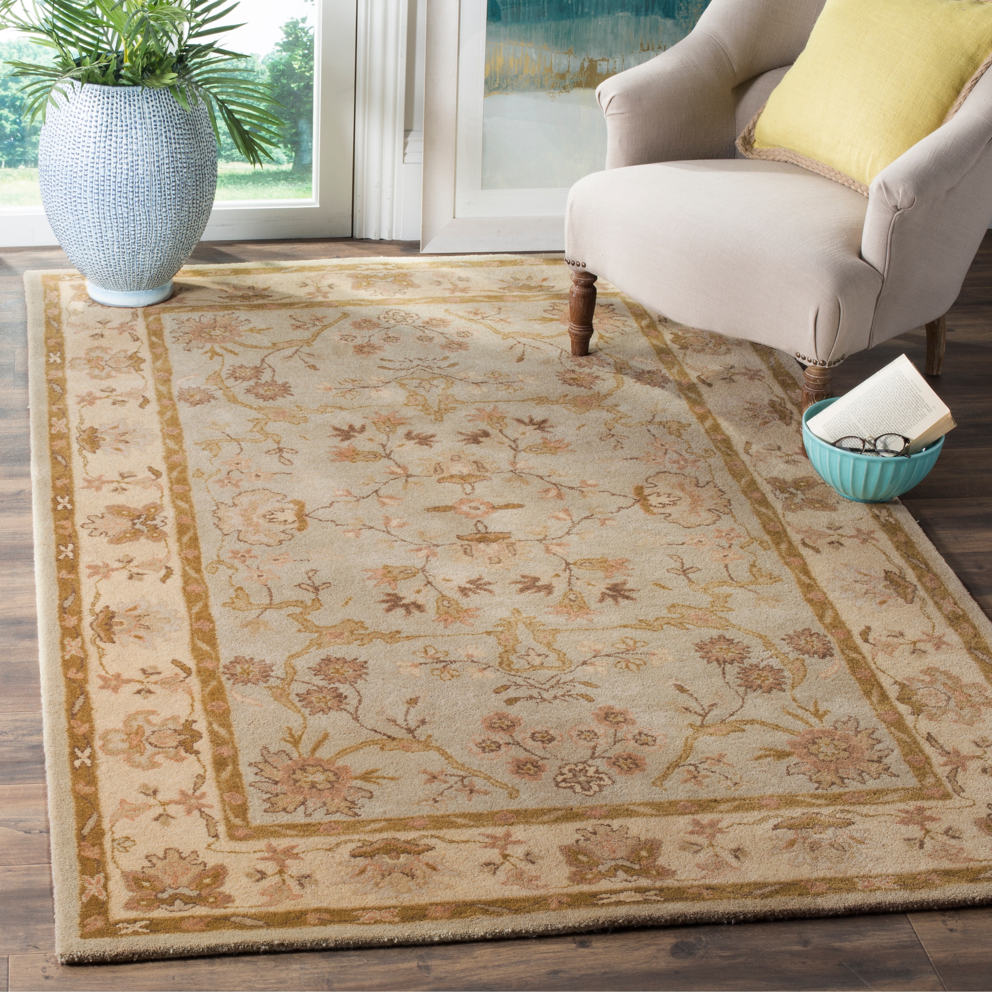 SAFAVIEH Handmade Antiquity Spyrinia Traditional Oriental Wool Rug