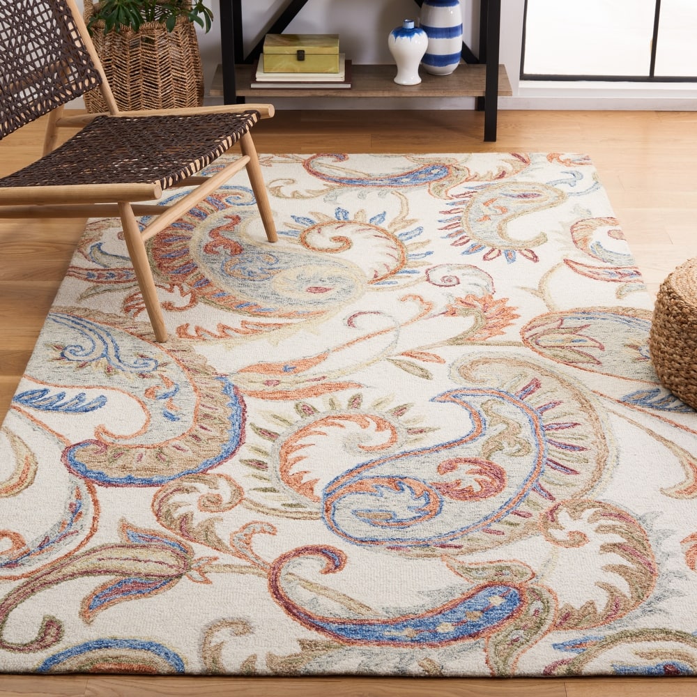SAFAVIEH Handmade Micro-Loop Dafinka Floral Paisley Wool Rug