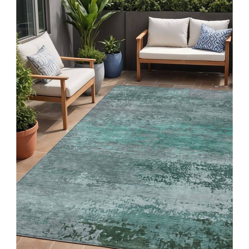 HomeRoots Abstract Transitional Rectangle Outdoor Rug - 5' X 8'