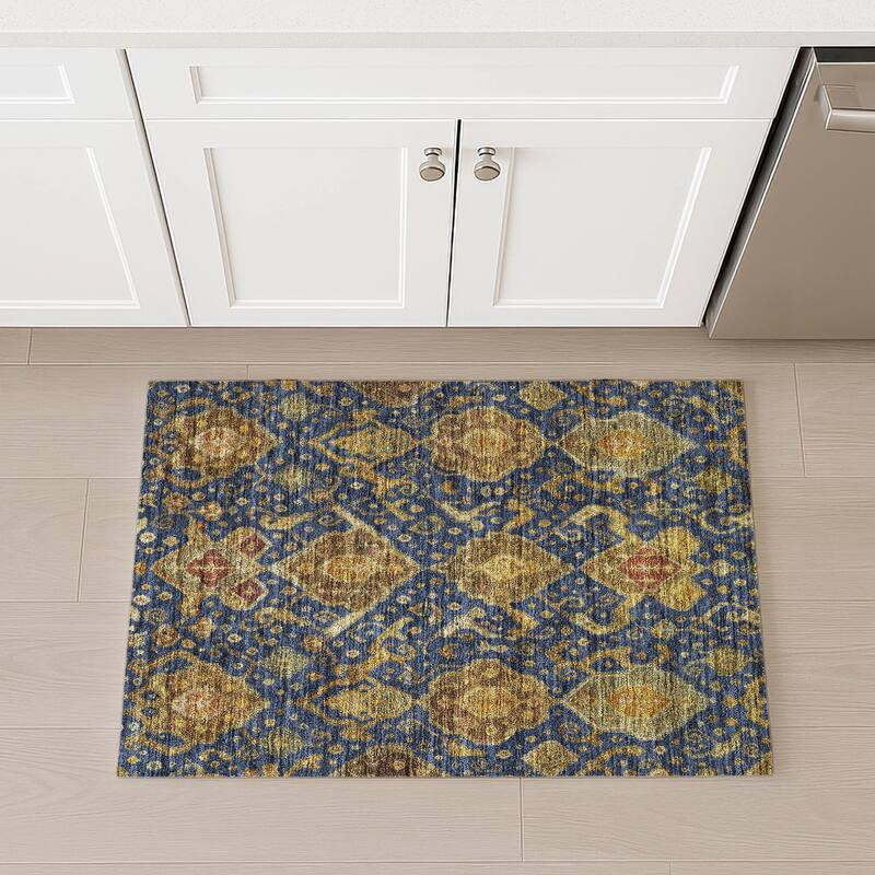 Machine Washable Indoor/ Outdoor Traditional Venetian Chantille Rug