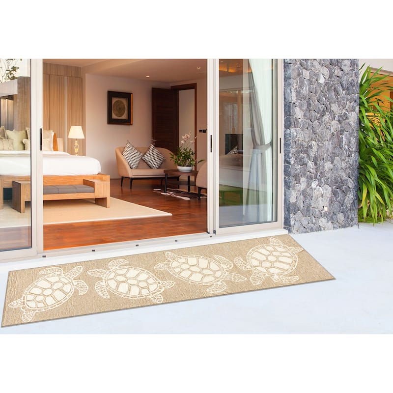 Liora Manne Capri Turtle Indoor/Outdoor Rug - 2' x 8' - Natural
