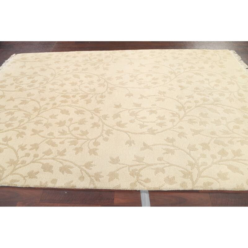 Floral Nepalese Vegetable Dye Wool Area Rug Hand-knotted Office Carpet - 5'8" x 8'7"