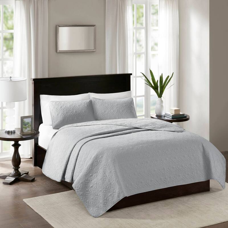 Madison Park Mansfield Reversible Quilt Set
