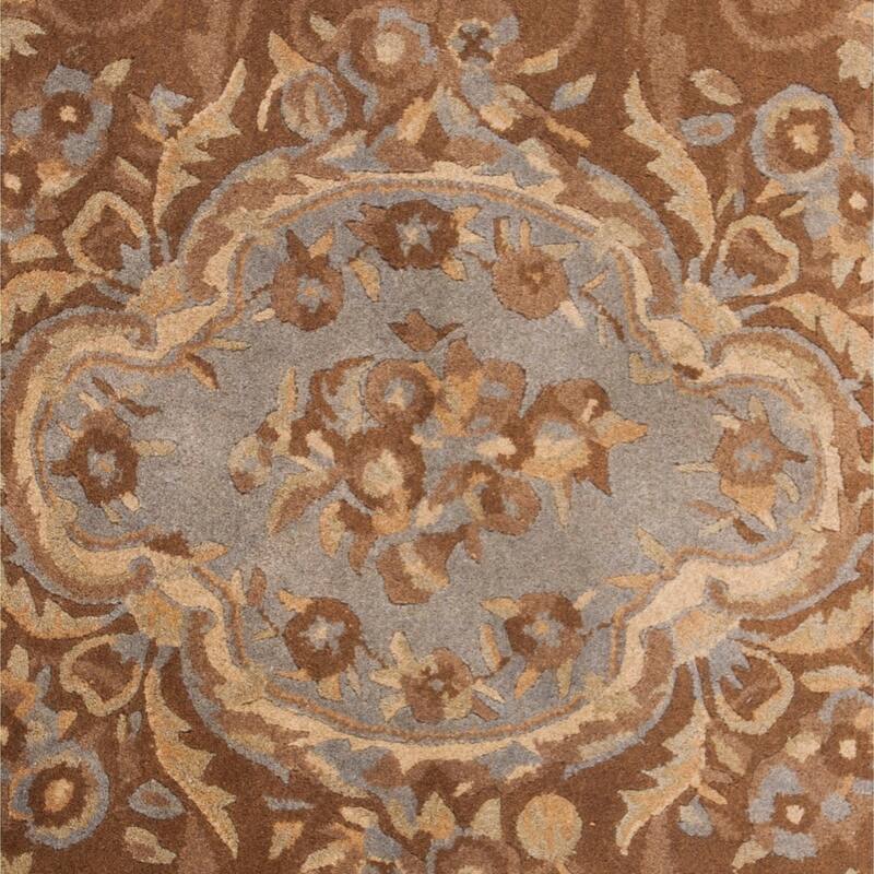 SAFAVIEH Handmade Empire Bell Traditional Oriental Wool Rug