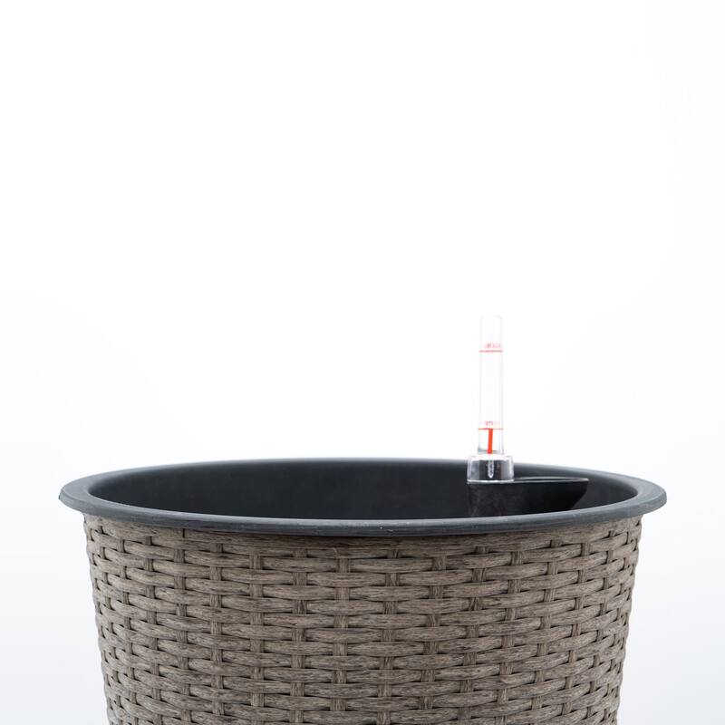 13 inch Wicker Self-watering Planter