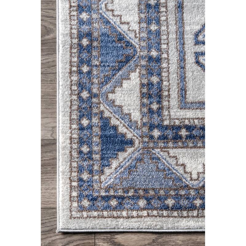 Nuloom Transitional Vintage Ella Ornamental Pyramid Tribal Area Rug