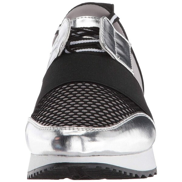 steve madden antics jogger sneakers rose gold