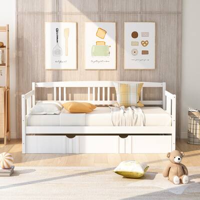 Pine Daybed with Trundle and Railing