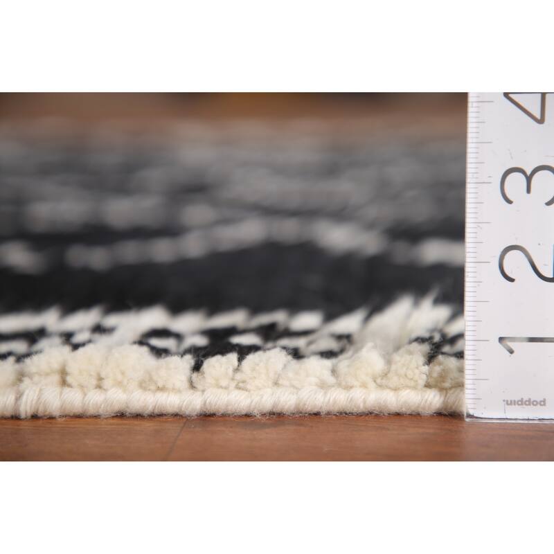 Black Plush Moroccan Indian Area Rug Hand-Knotted Wool Carpet - 5'2"x 8'1"