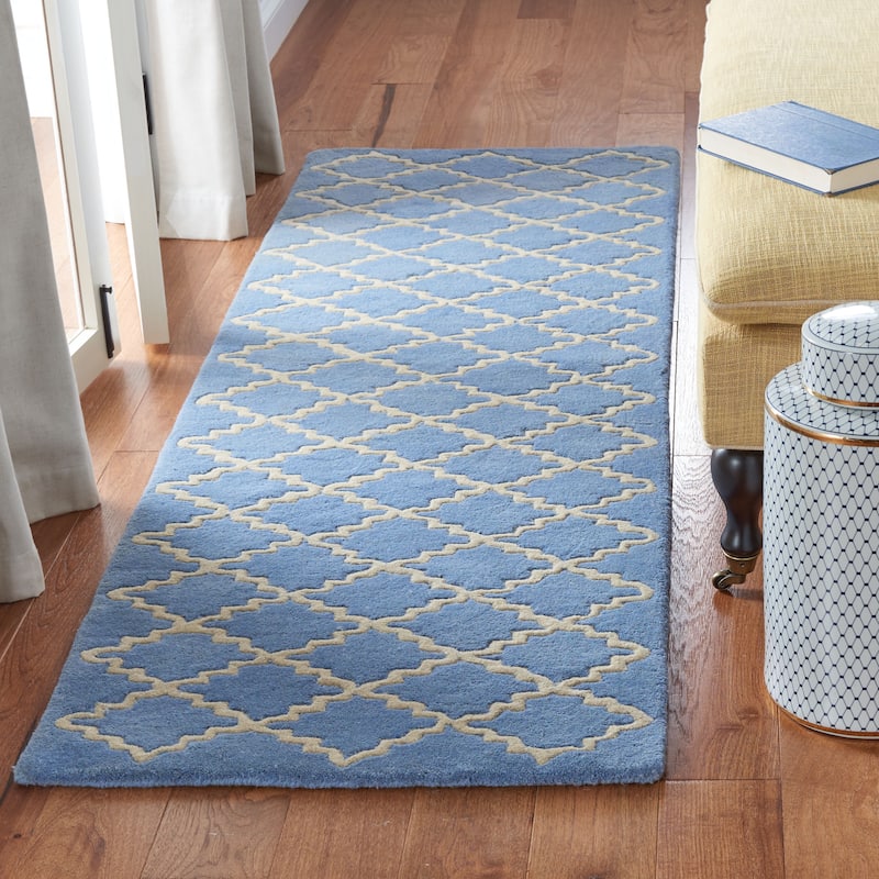 SAFAVIEH Handmade Chatham Gwladys Modern Moroccan Wool Rug - 2'3" x 7' Runner - Blue Grey
