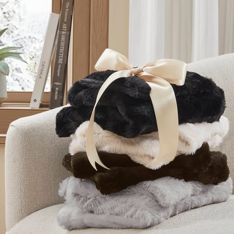 Madison Park York Faux Fur Comforter Mini Set