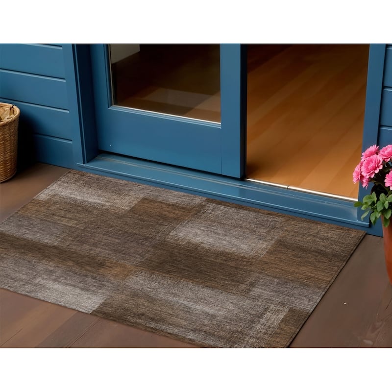 HomeRoots Abstract Transitional Rectangle Outdoor Rug - 3' x 5'
