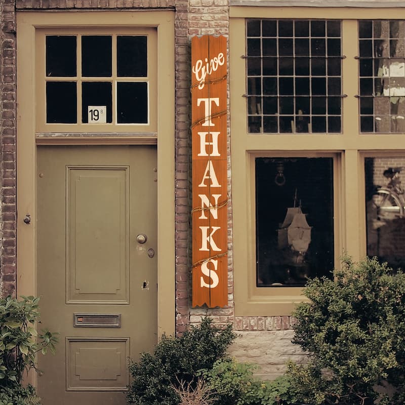 Glitzhome Thanksgiving Wooden Scarecrow Porch Sign Decor