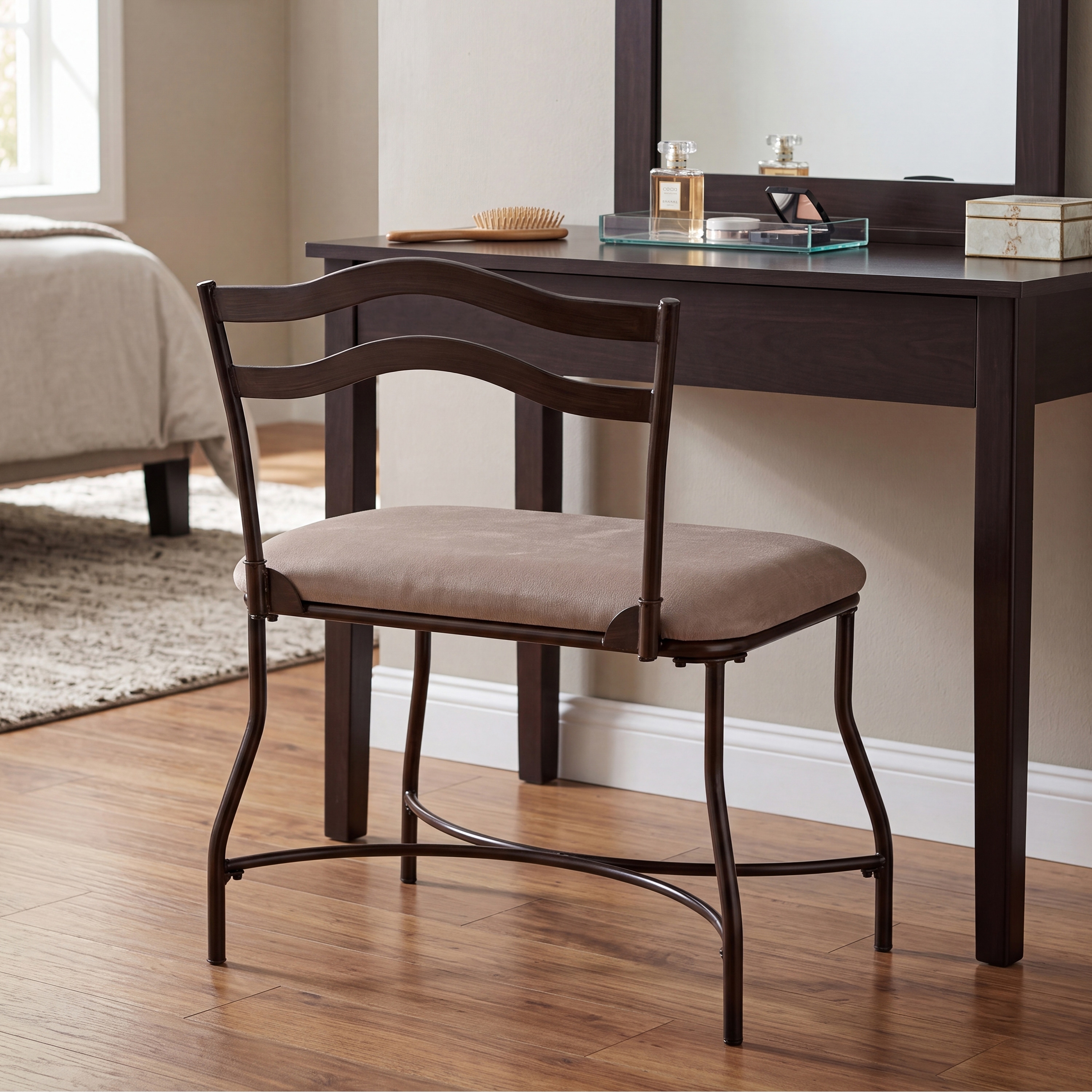 Azalea Park Windsor Curved Back Upholstered Vanity Bench