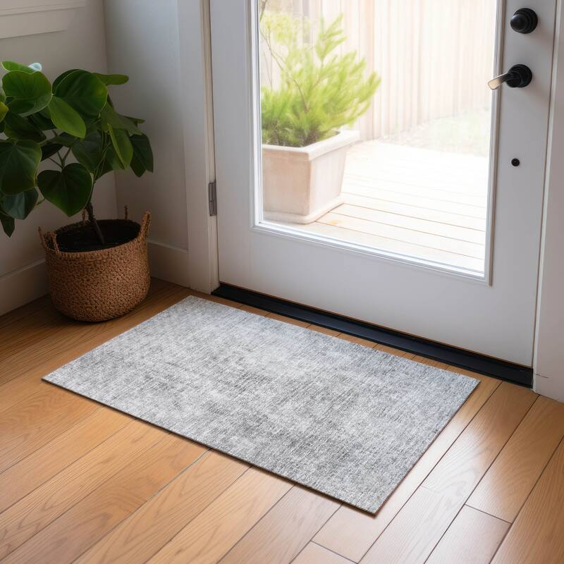 Machine Washable Indoor/ Outdoor Chantille Abstract Solid Rug - Gray - 1'8" x 2'6"