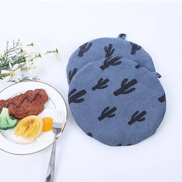 https://ak1.ostkcdn.com/images/products/is/images/direct/2e28d97c49123360af6c73b6d5ca971cce1e200c/Cotton-Oven-Mitts-Heat-Resistant-Blue-Cactus-Pattern-Gloves-Pot-Holders-1-Pair.jpg?impolicy=medium